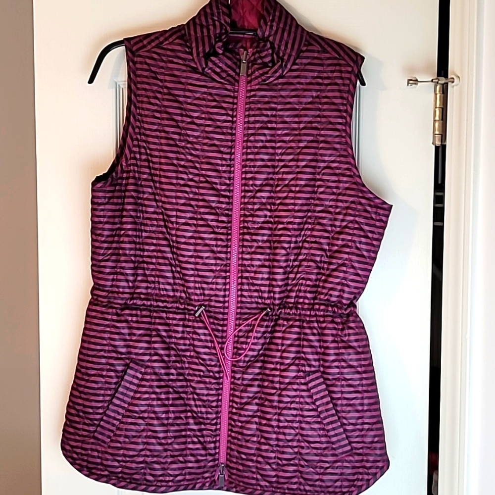 Chico's Zenergy Reversible Vest
